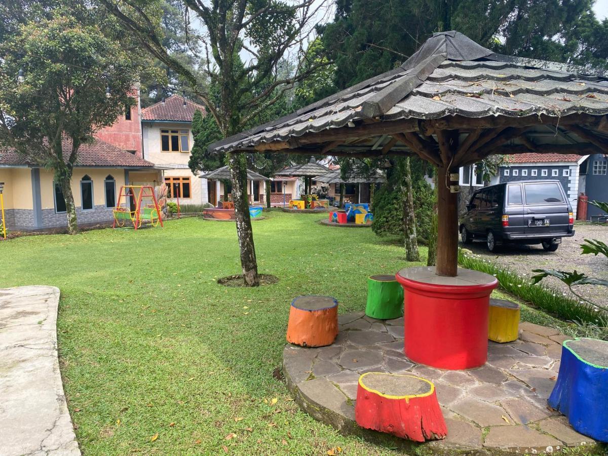 Hotel Puspa Sari Ciater Dış mekan fotoğraf