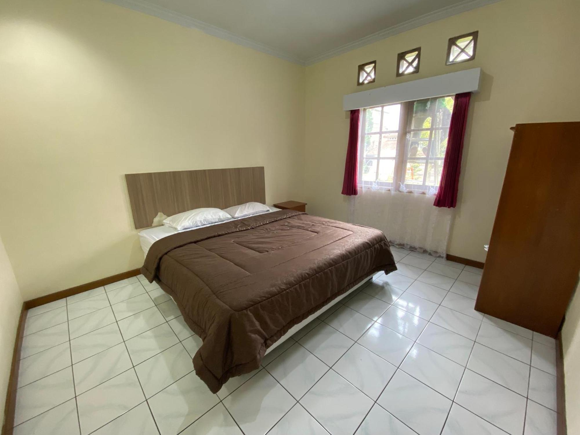 Hotel Puspa Sari Ciater Dış mekan fotoğraf
