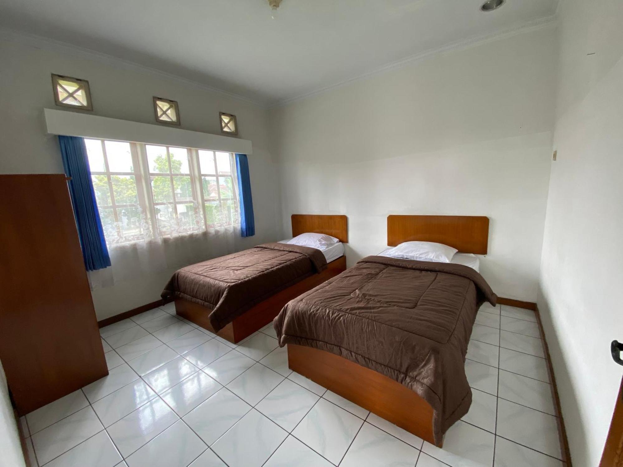 Hotel Puspa Sari Ciater Dış mekan fotoğraf